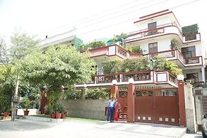 Dev Vatika Home Stay
