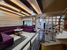 L N Hotels and Resorts
