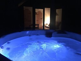 Brynllwyd Glamping