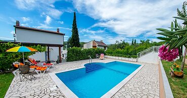 Vacation Home Orion