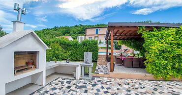 Vacation Home Orion