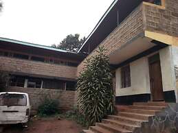 Classic Court Hotel