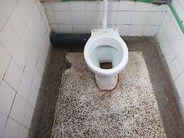 Classic Court Hotel