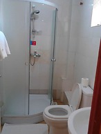 Golden Gates Hotel
