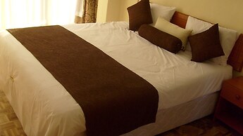 Golden Gates Hotel