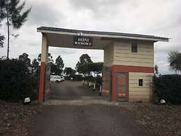 Honi Resort