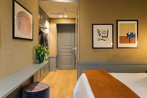 Living Suites