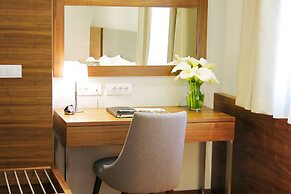 NV Luxury Suites & Spa