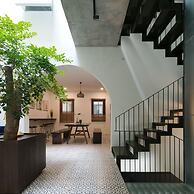 Deja vu house