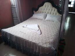 Ideal Hotel