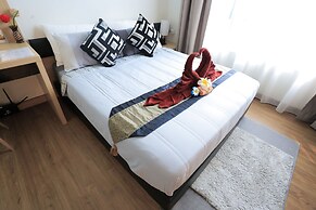 MLH Deluxe Studio Suites @ Landmark Residence