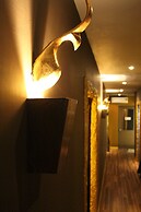 MLH Deluxe Studio Suites @ Landmark Residence