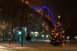 Holiday Inn Express Sarnia - Point Edward by IHG