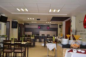 Hotel Real Del Lago