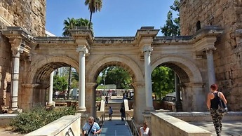 Ozgur Hotel