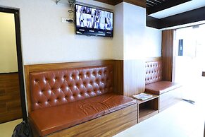 Hotel Plaza Executive Kurla