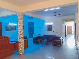 Hotel Akash Palace