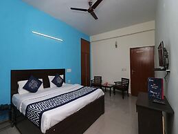 Hotel Akash Palace