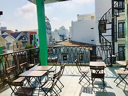 Stay House