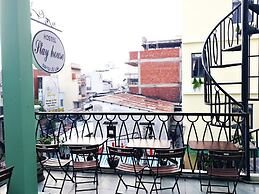Stay House