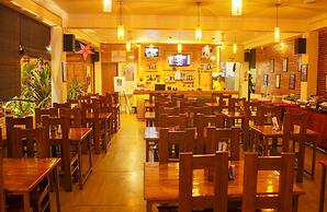 Grand Vatika Resort