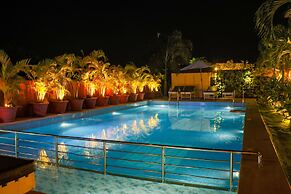 Grand Vatika Resort