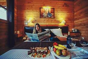 Grand Vatika Resort