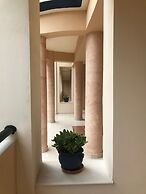 Ariadne Apartments