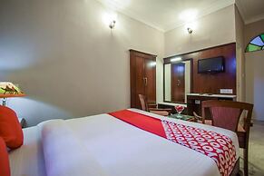 Hotel Raj Palace