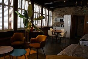 Charming Suites Jan Zonder Vrees