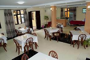 Twiggs Hotel