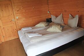 Guesthouse Nýpugarðar