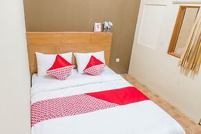 OYO 1340 Wisma Alamanda