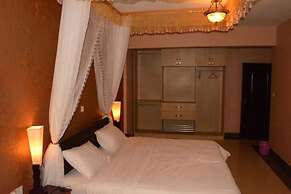 Eden Hotel Emali
