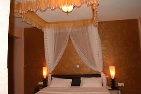 Eden Hotel Emali