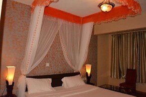 Eden Hotel Emali