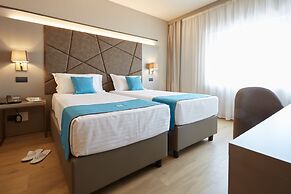 DC Hotel International
