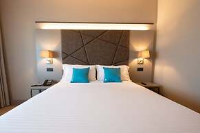 DC Hotel International