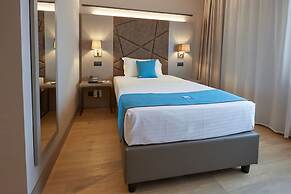 DC Hotel International