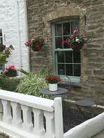 Bambu Cottage