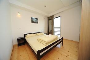 B&B Boatel Charlie