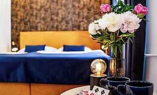 BlueBell Hotel