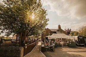 Devonshire Arms