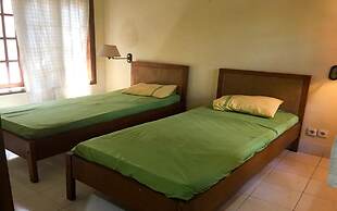 Sari Bali Resort