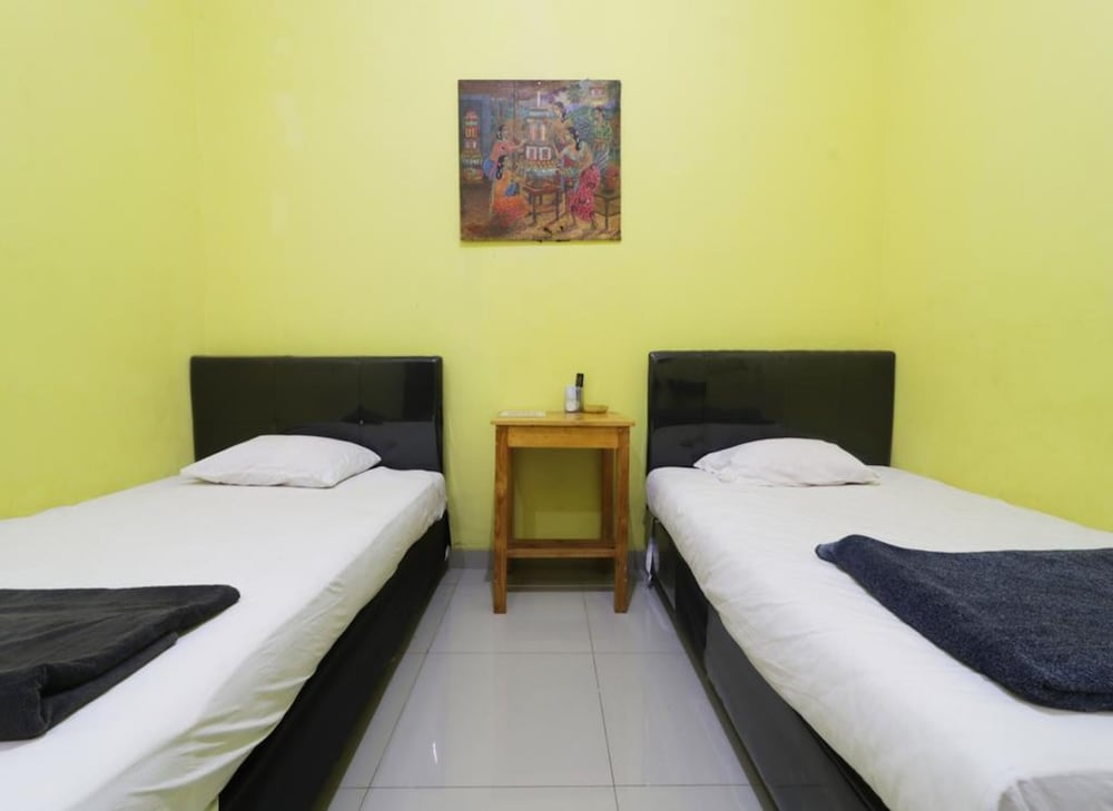 Hotel Surabaya Jaya Bandara Soetta