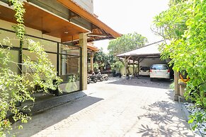 Legian Mas Beach Inn