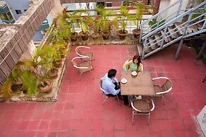 Hotel La Villa Western