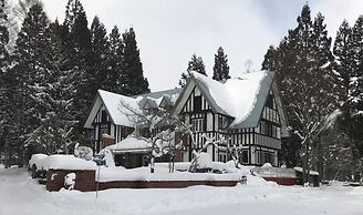 36 Degrees North, Lodge Hakuba Japan