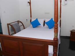 Sooriya Sewana Guest House