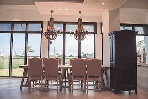 Cloud 9 Panorama Guest House